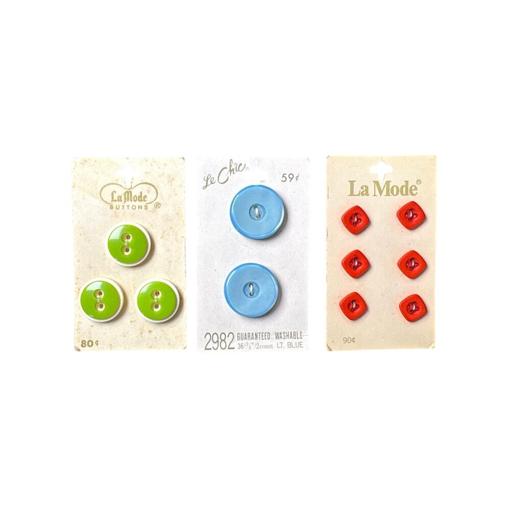 Vintage Buttons Lot of 3- Assorted- Bright Blue green red- La Mode La chic